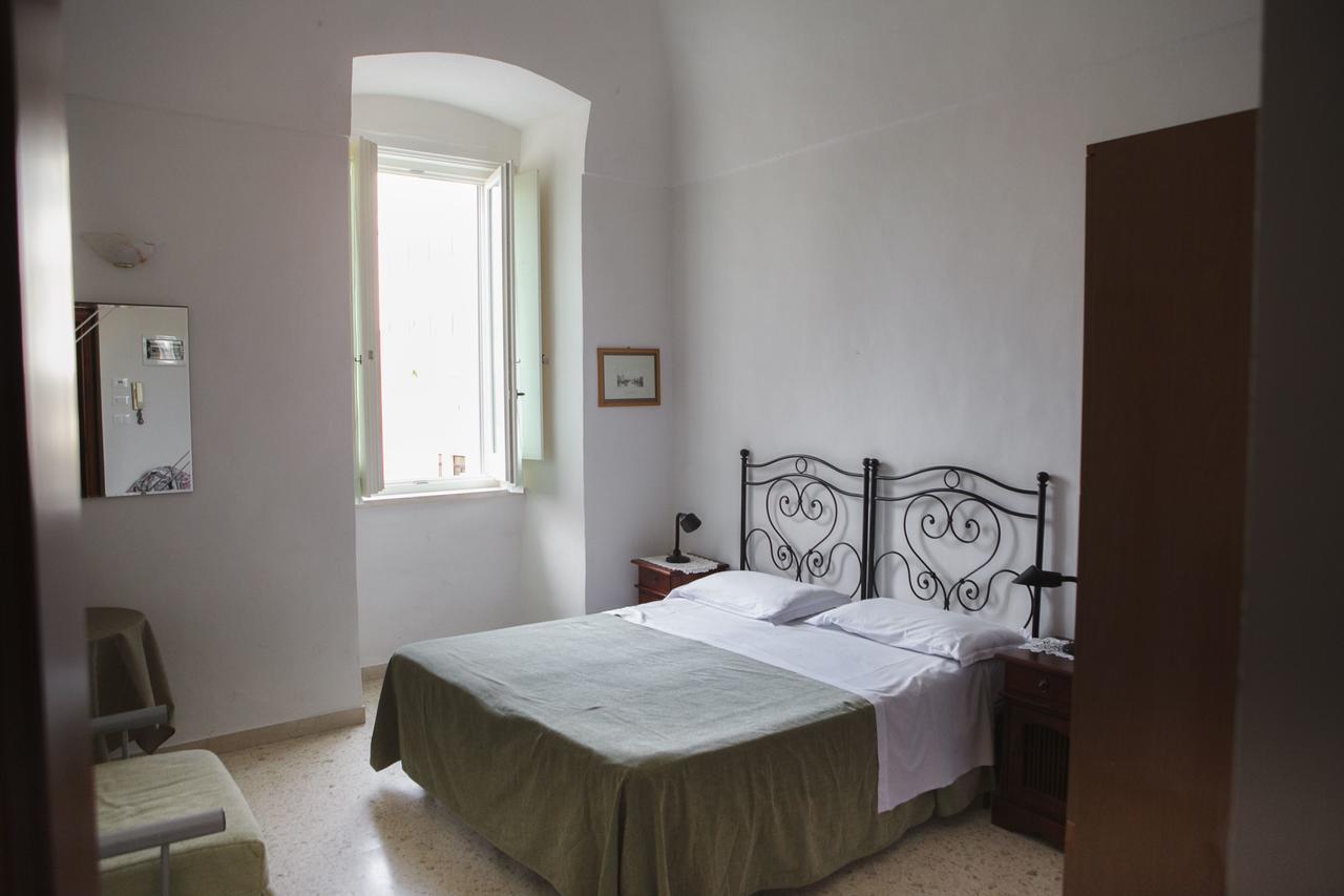 Albergo Lucy Trani Luaran gambar