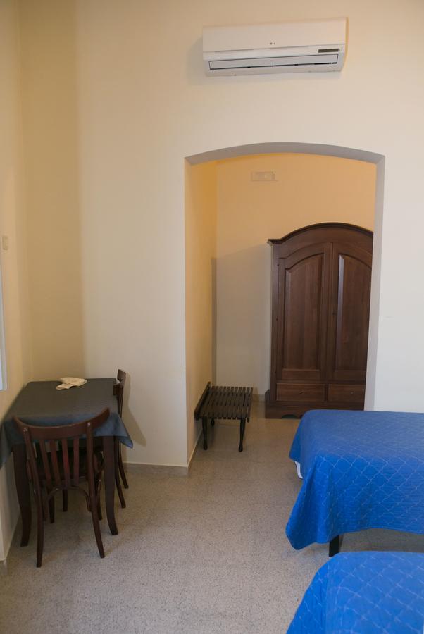 Albergo Lucy Trani Luaran gambar